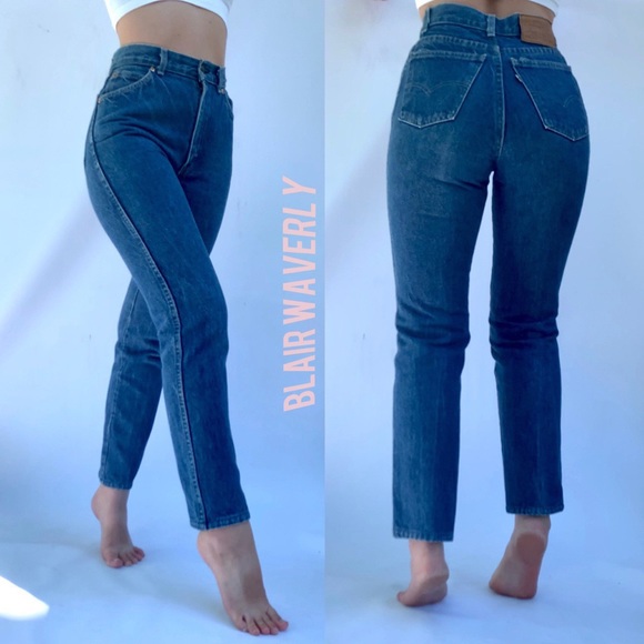 🍑Vintage Levi’s Medium Wash 525🍑 price firm - Picture 4 of 4